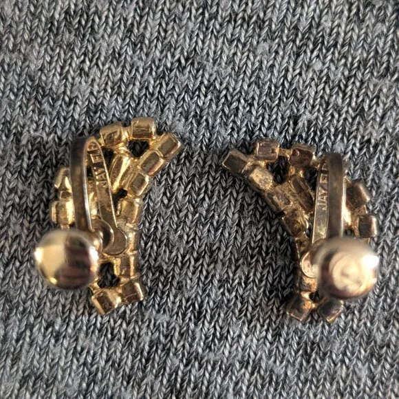 Vintage Jay Flex Rhinestone/Aurora Borealis Crescent Moon Earrings, Scre… - Picture 2 of 3